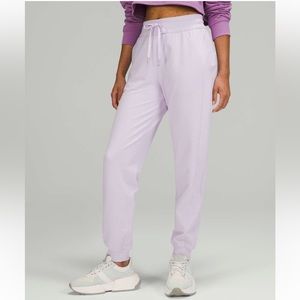 lululemon athletica Scuba Lavender Joggers Sweatpants